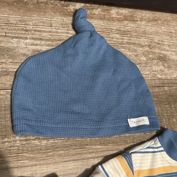 Tahari Blue and Striped Baby Outfit Set - Picture 4 of 6